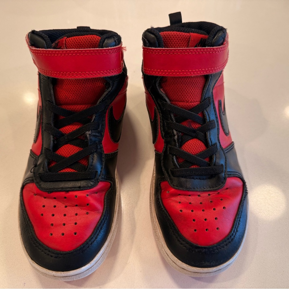 Nike Kids Red and Black Sneakers